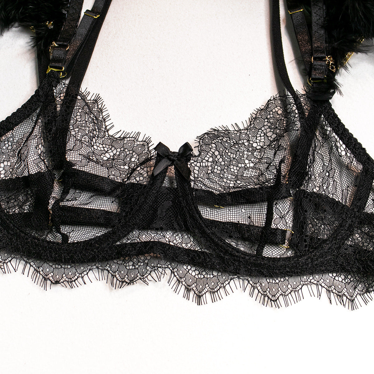 Embrace Feather Intimate Set