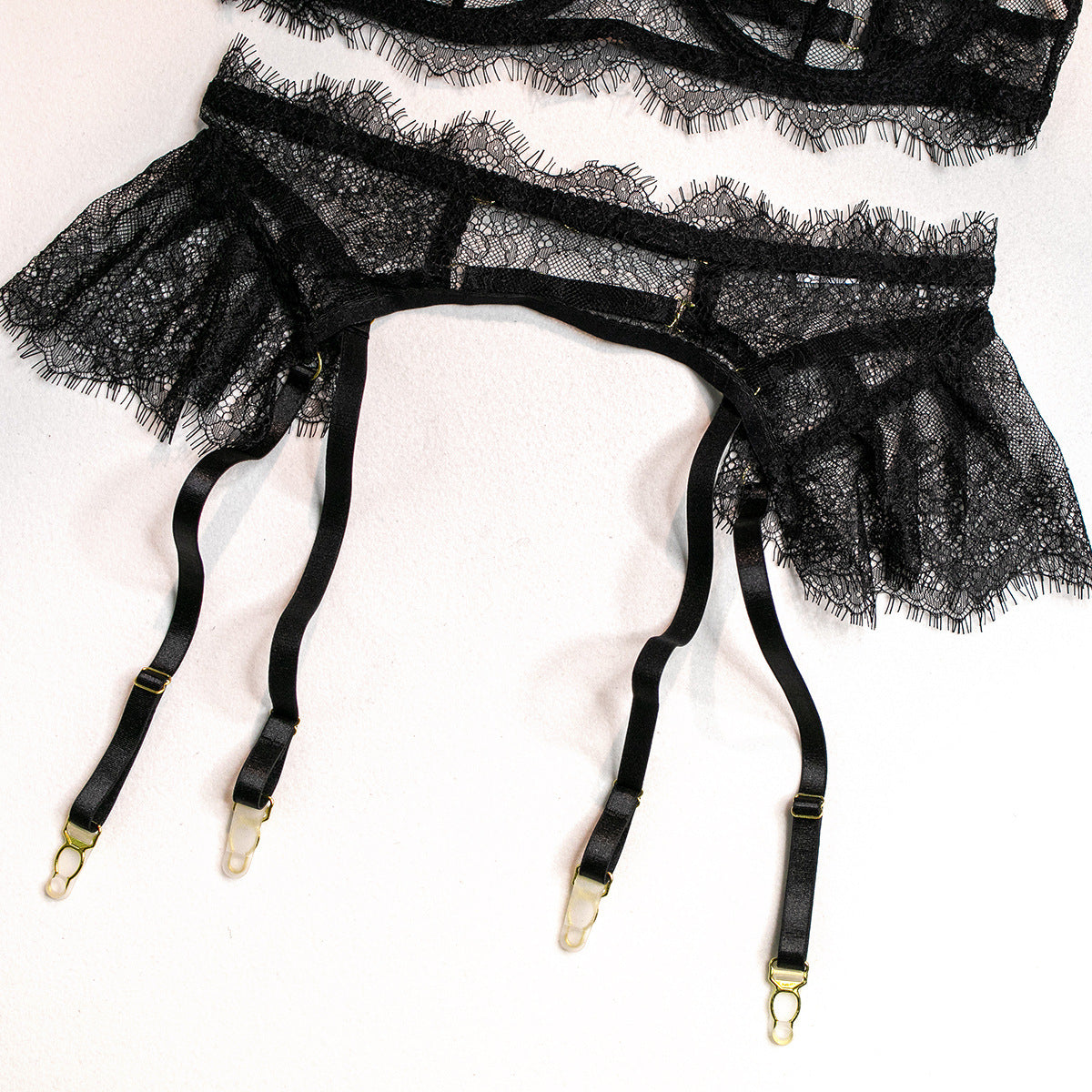 Embrace Feather Intimate Set